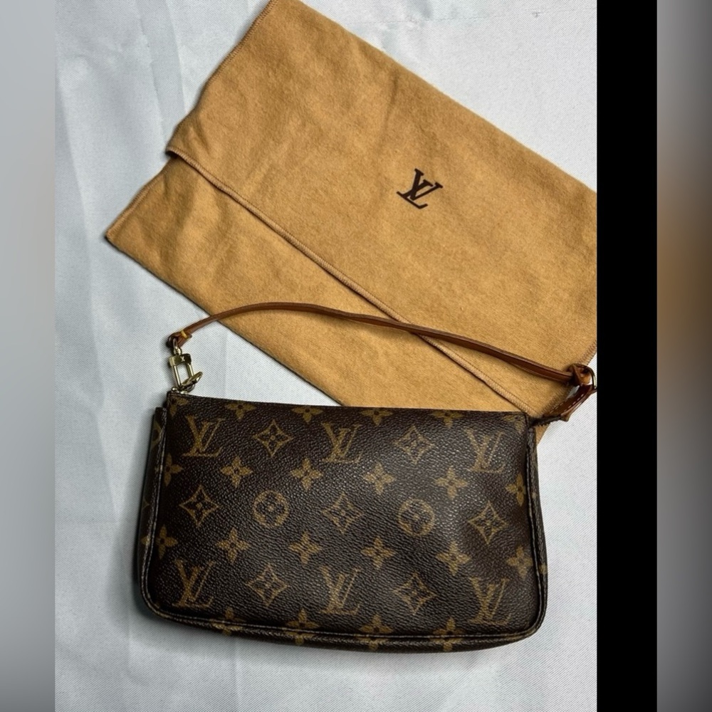 Louis Vuitton Pochette Accessories Monogram Canvas Brown - Picture 14 of 15